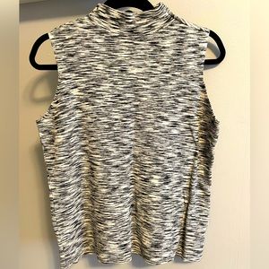 Nine West sleeveless turtle neck top